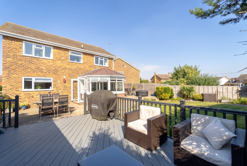Hillside Close, Ellington22
