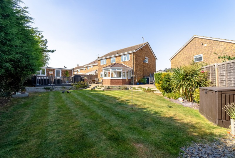 Hillside Close, Ellington26