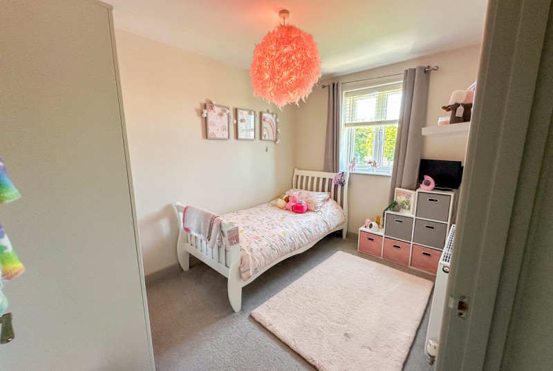 Fieldside, Coates31