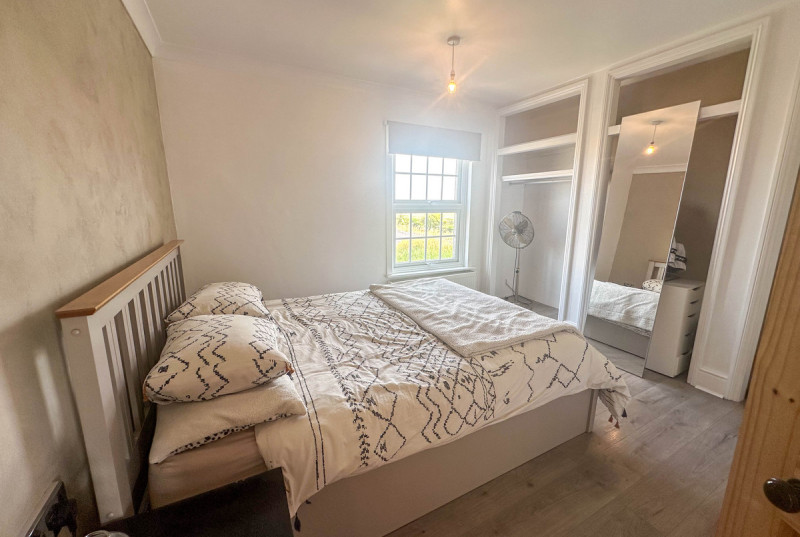 Windfarm View Cottage, Herne Road, Ramsey St Marys24