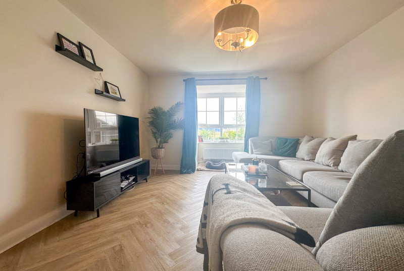 Broadstone Drive, Hampton Water10