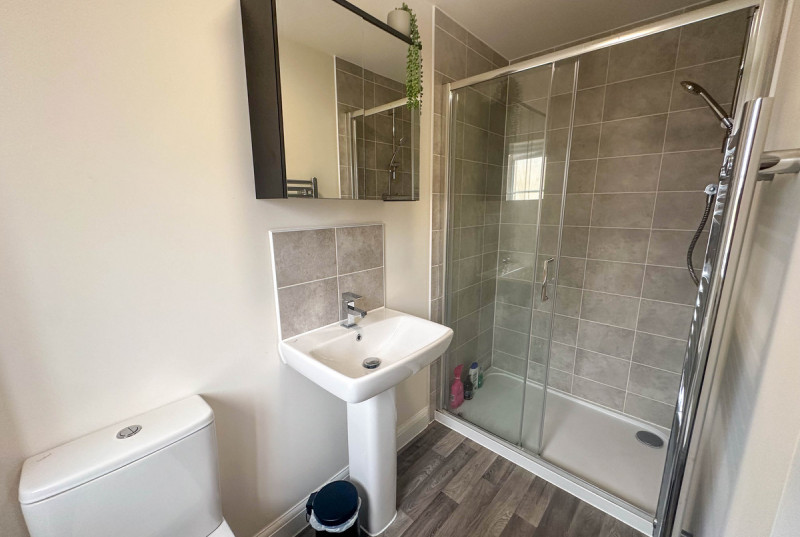 Broadstone Drive, Hampton Water25