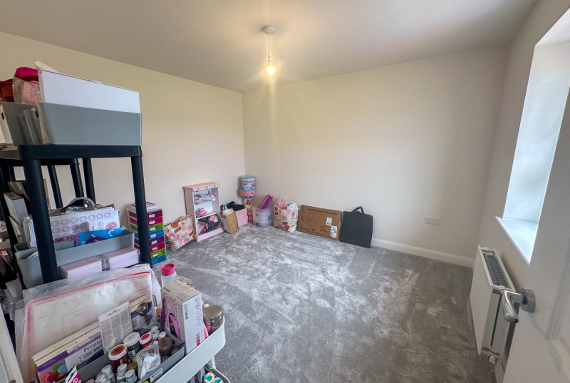 Broadstone Drive, Hampton Water31