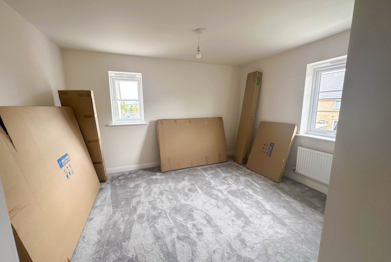 Broadstone Drive, Hampton Water33