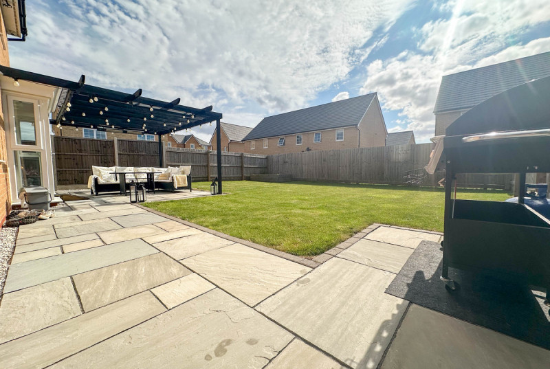 Broadstone Drive, Hampton Water34