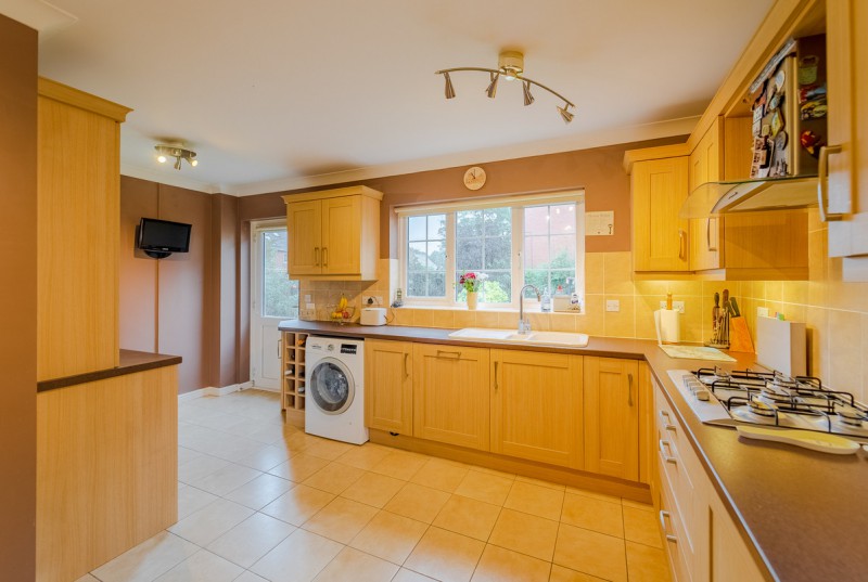 Foxglove Way, Ramsey St Marys9