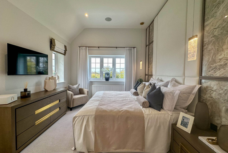 Hayfield Lodge, New Road, Over25