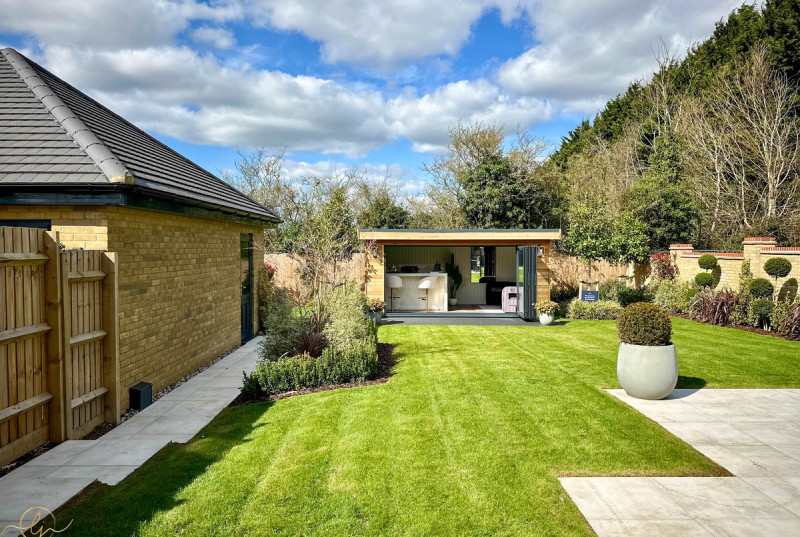 Hayfield Lodge, New Road, Over40