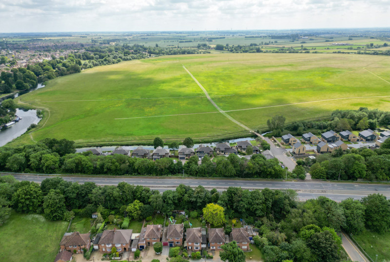 Castle Hill, Huntingdon