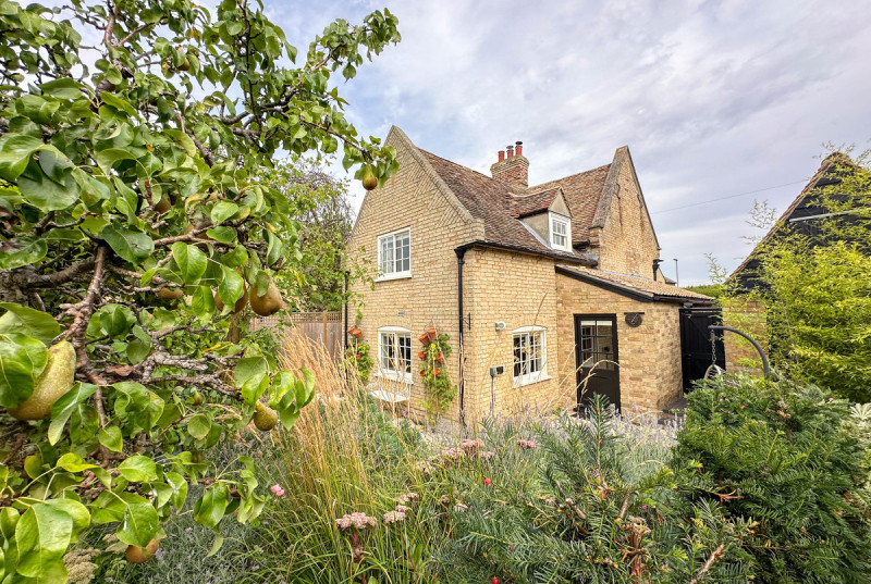 Kent's House, High Street, Brampton