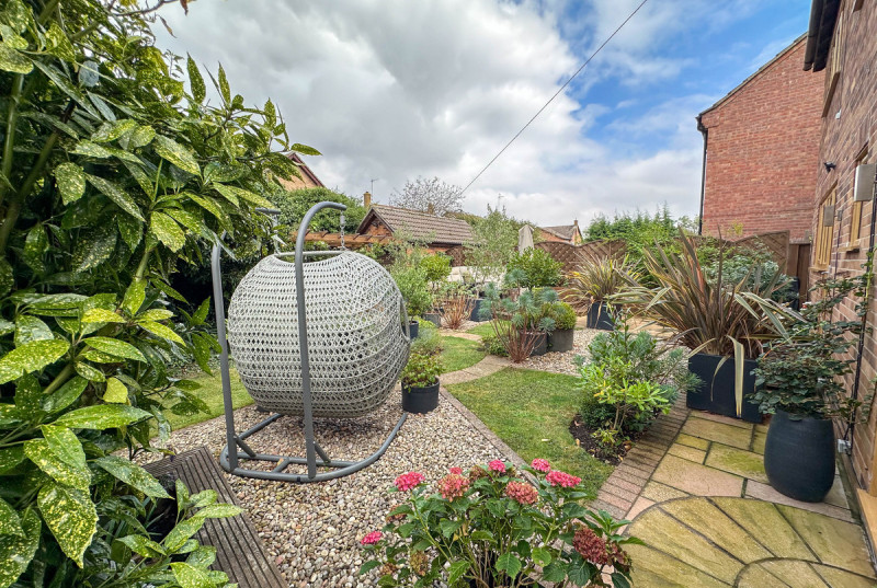 Field Close, Warboys45