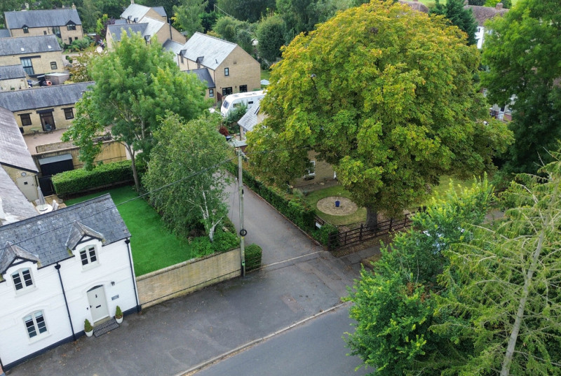 Harradine Farm Cottage, Church Street, Woodhurst7