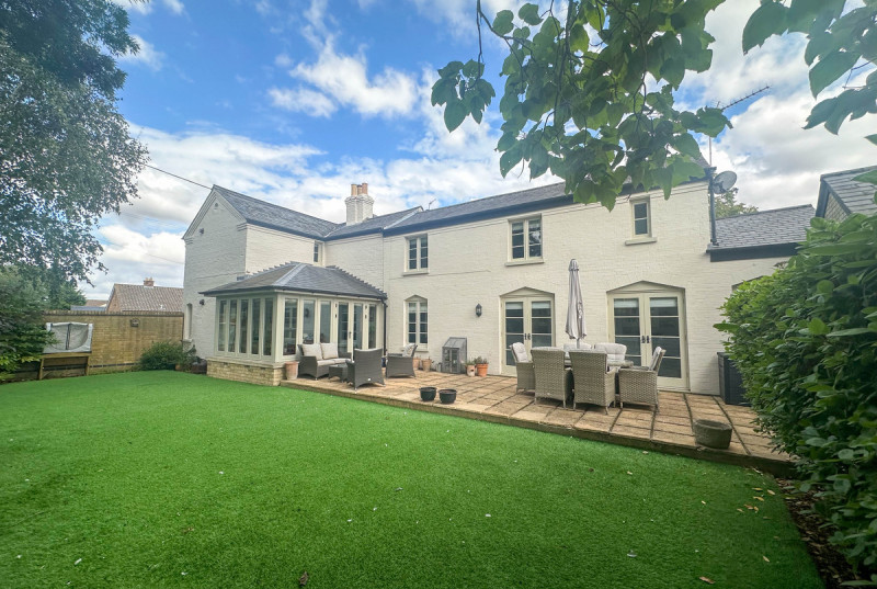 Harradine Farm Cottage, Church Street, Woodhurst41