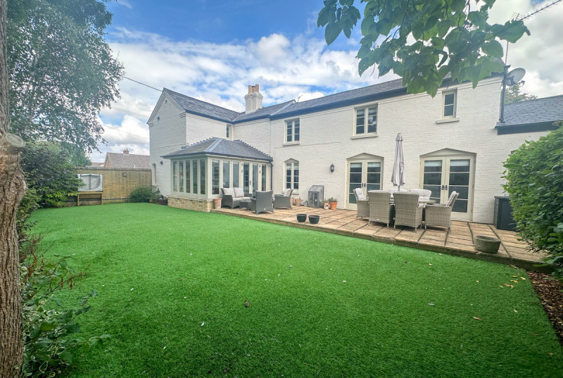 Harradine Farm Cottage, Church Street, Woodhurst45