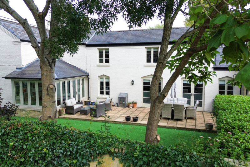 Harradine Farm Cottage, Church Street, Woodhurst46