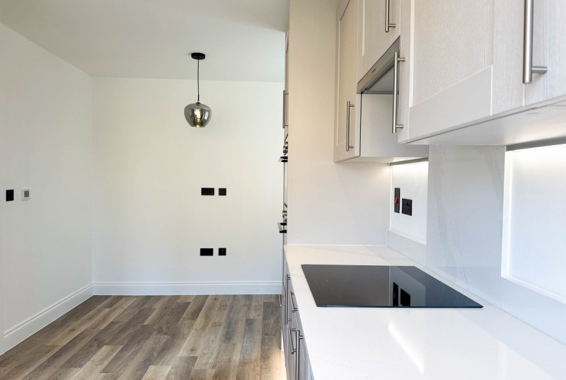 Hayfield Lodge - New Road, Over14