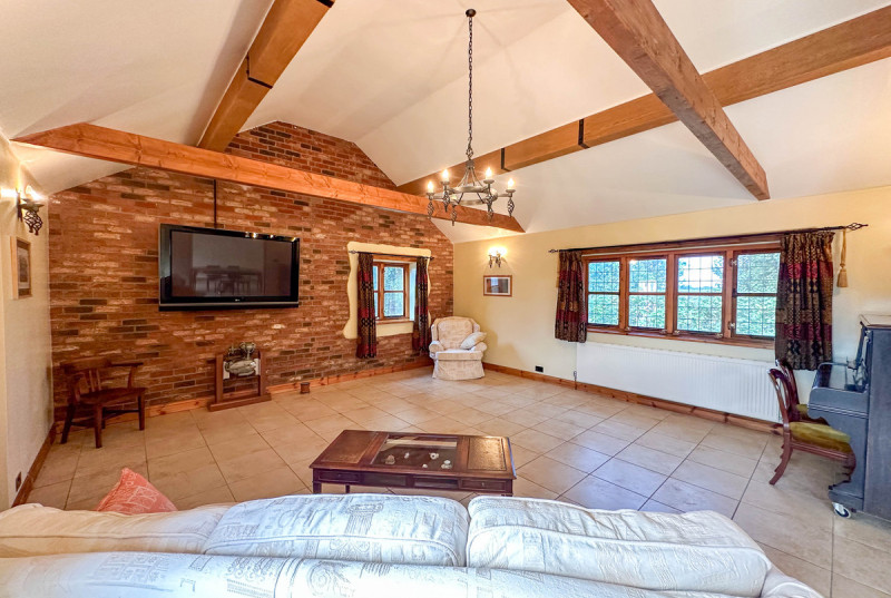 The Olde Grain Barn, Glassmoor Bank, Whittlesey21