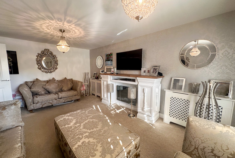 Mahaddie Way, Warboys8