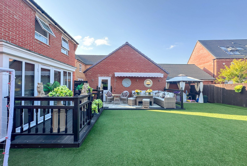 Mahaddie Way, Warboys42