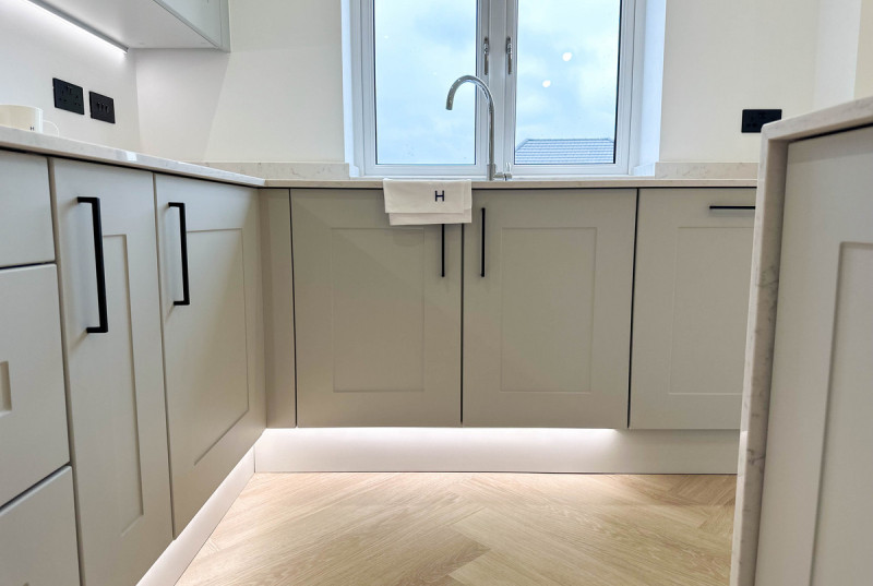 Hayfield Lodge, New Road, Over12