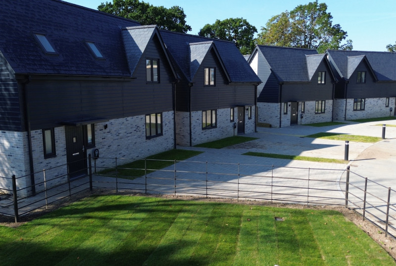 THE HOW HOUGHTON Road, Huntingdon