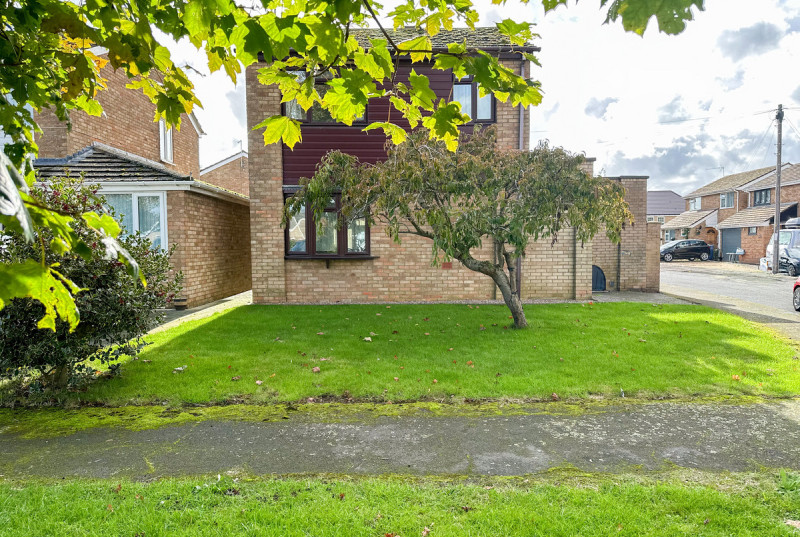 Milton Close, Huntingdon