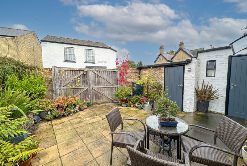 High Street, Somersham38