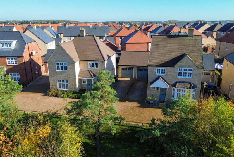 Hallowes Drive, Alconbury Weald5