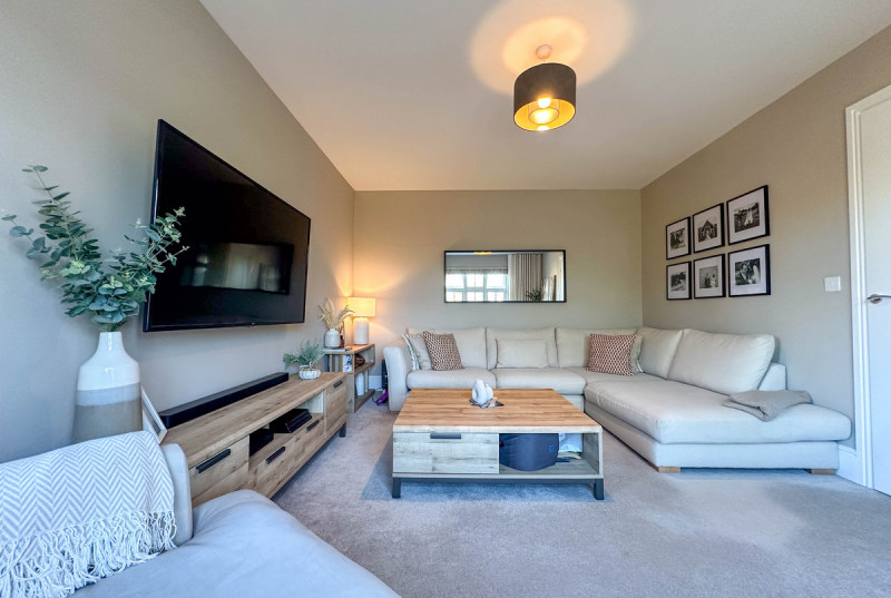 Hallowes Drive, Alconbury Weald11