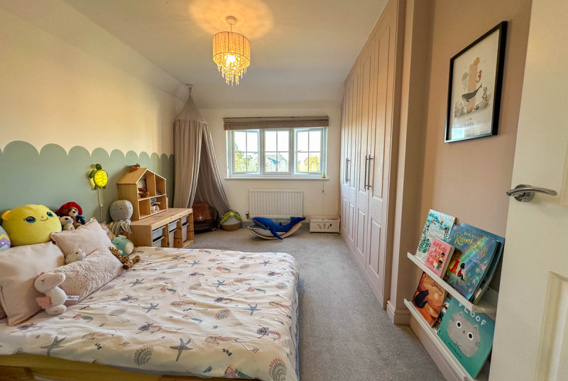 Hallowes Drive, Alconbury Weald35