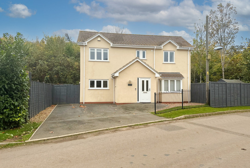 Maplehurst Cottage, New Road, Woodwalton5
