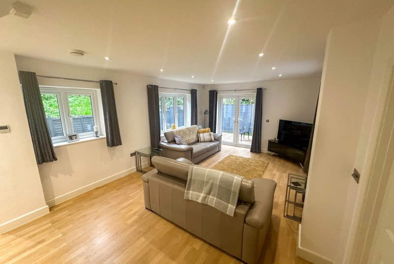 Maplehurst Cottage, New Road, Woodwalton13