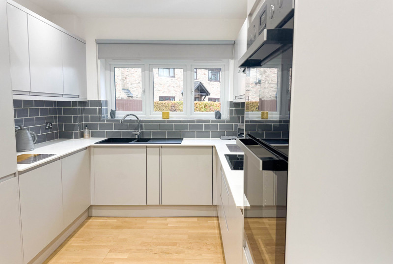 Maplehurst Cottage, New Road, Woodwalton18