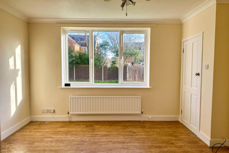 Lancaster Road, Upwood7