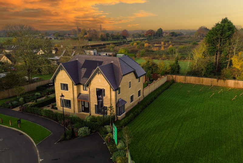 New Road at Hayfield Lodge, Over5