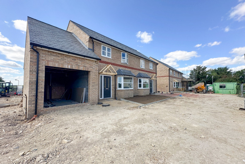 Oilmills Road, Ramsey Mereside