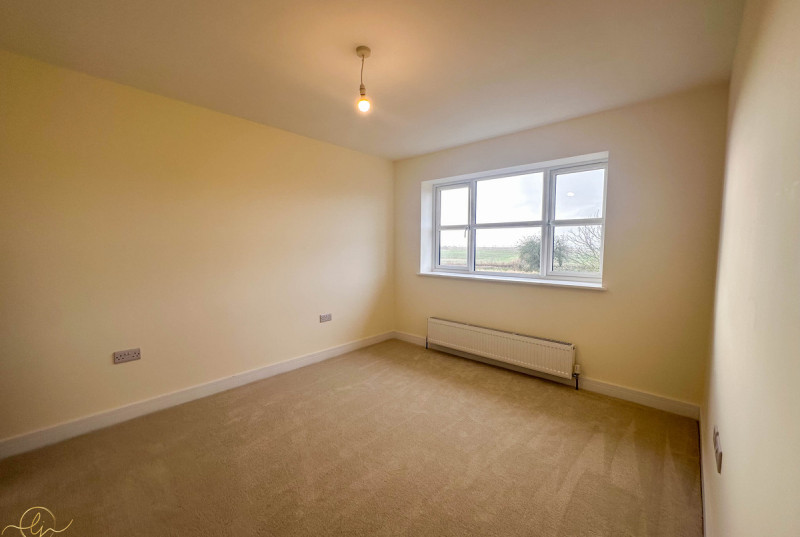 Oilmills Road, Ramsey Mereside12
