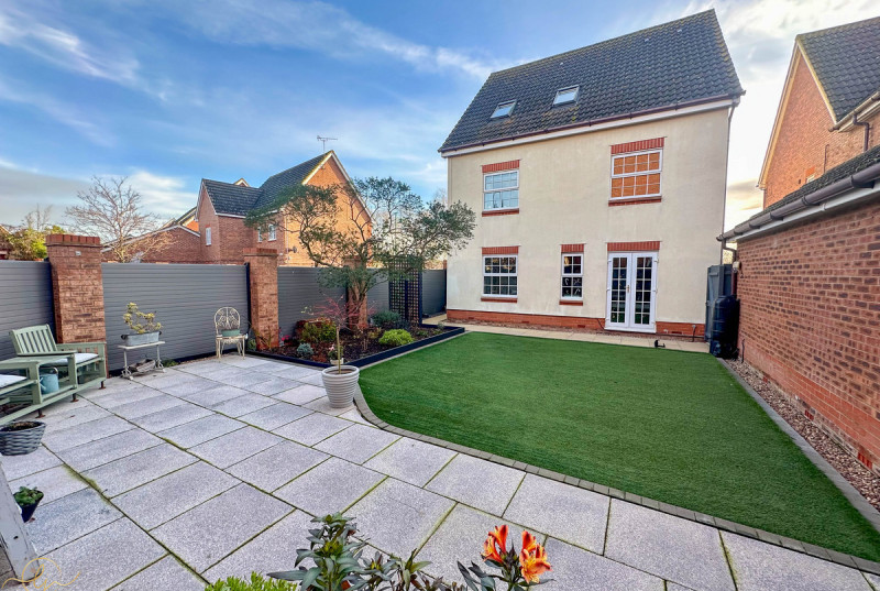 Lakeview Way, Hampton Hargate4