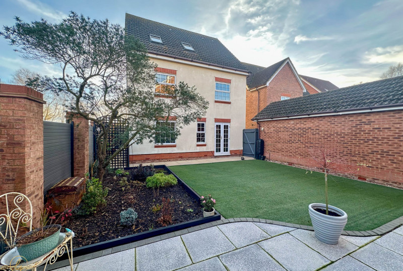 Lakeview Way, Hampton Hargate24