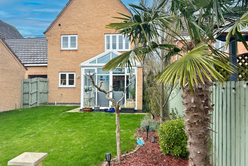 Buckthorn Road, Hampton Hargate30