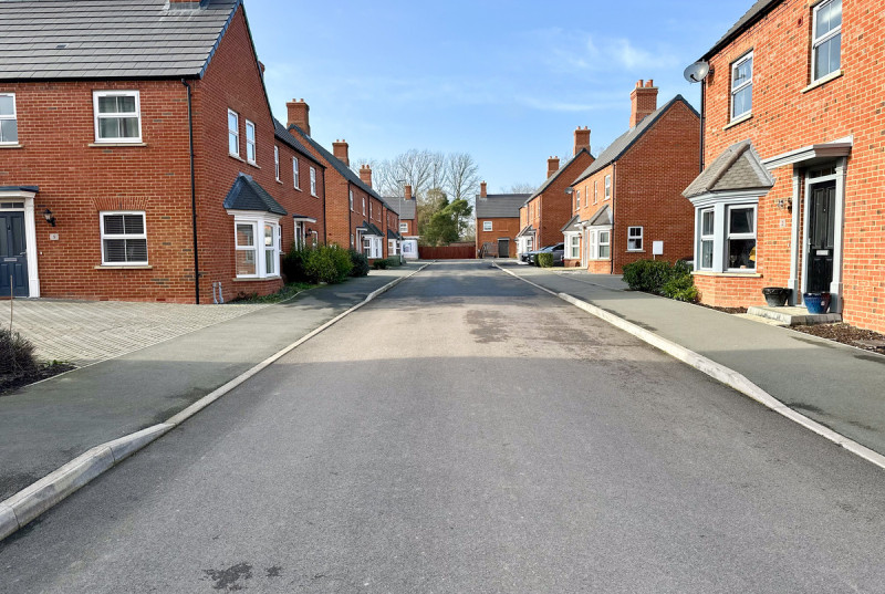 De Havilland Gardens, Bury32