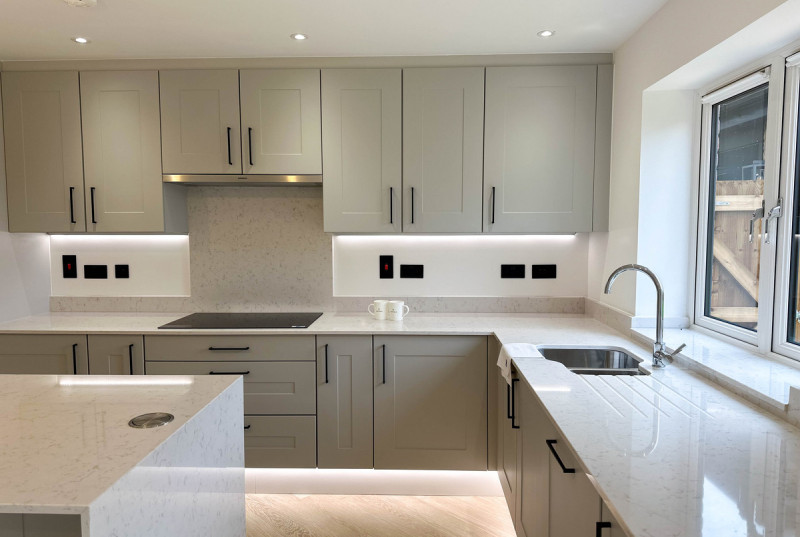 Hayfield Lodge, New Road, Over18