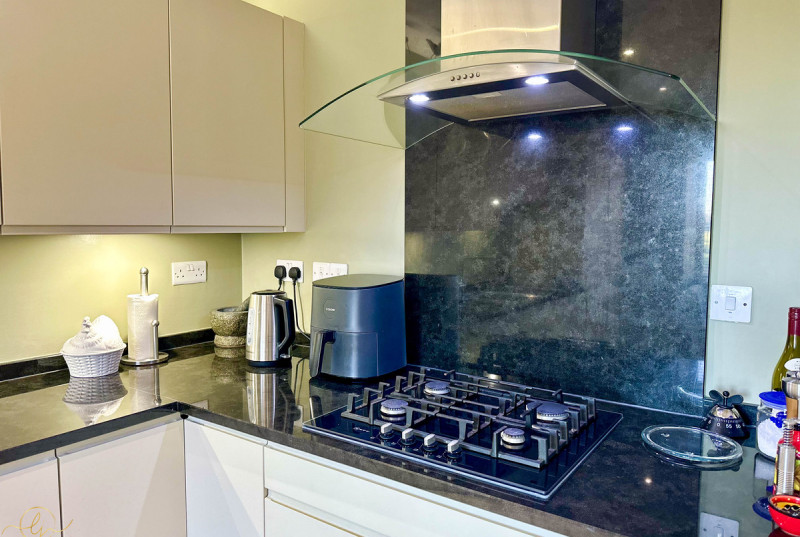 Garner Close, Brampton12