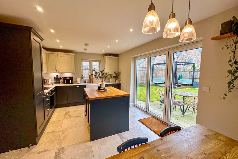 Fox Cottage - North Road, Brampton