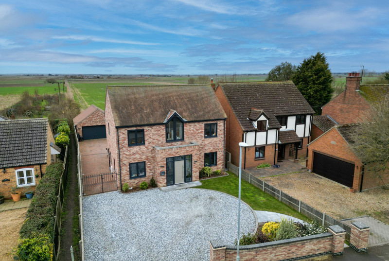 Oilmills Road, Ramsey Mereside5
