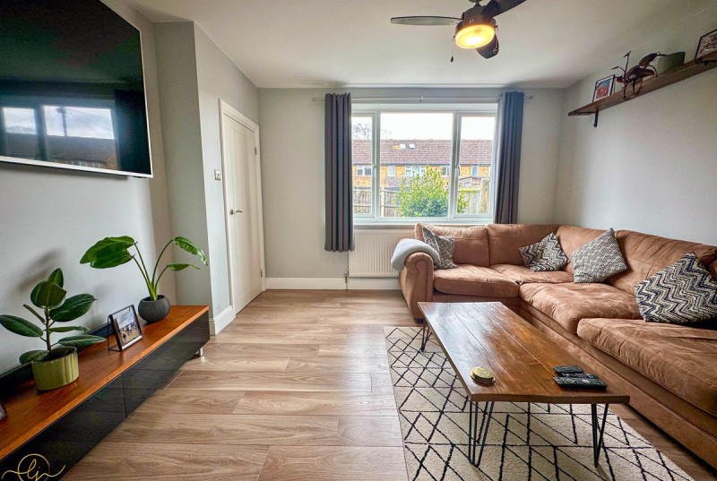 Lancaster Road, Upwood8