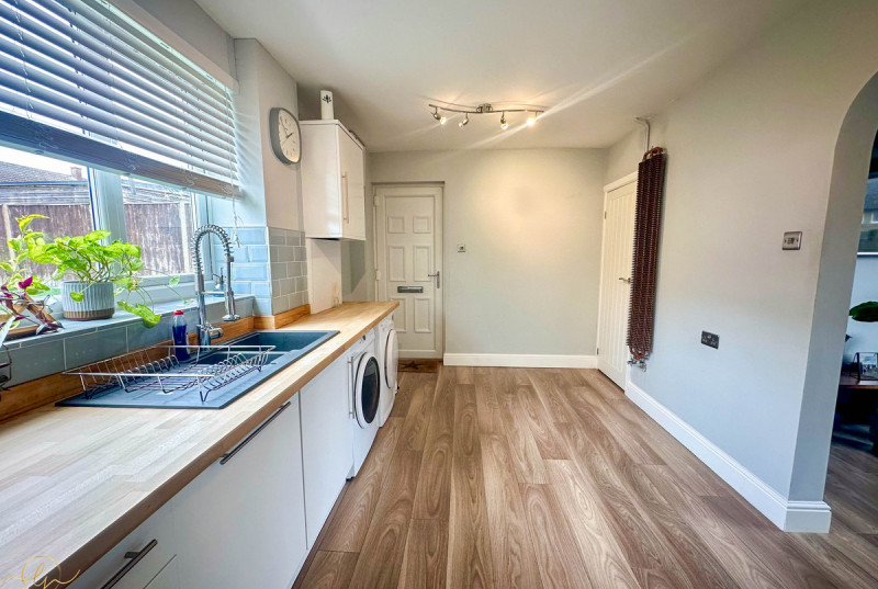 Lancaster Road, Upwood18