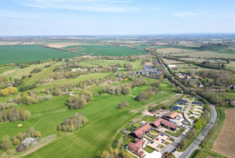 Cambridge Country Club, Bourn