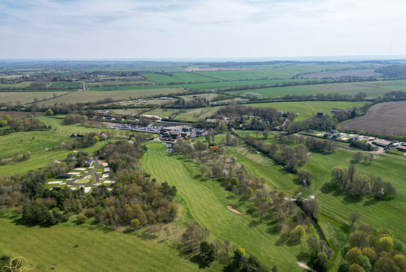Cambridge Country Club, Bourn38