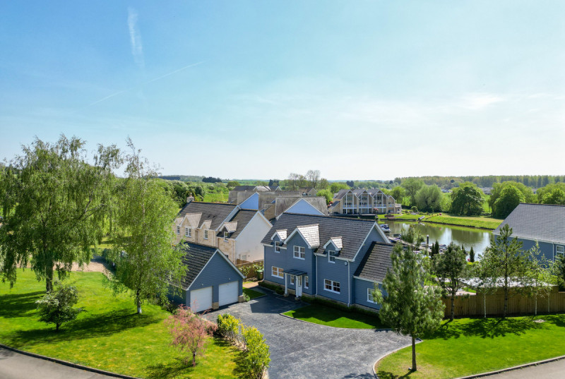 Waters Edge, Wansford6